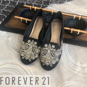 Forever 21 Black Flats Size 6